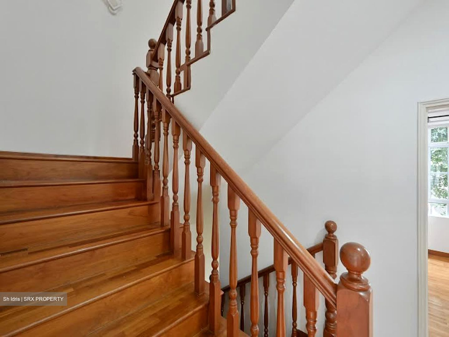 Loyang Court (D17), Terrace #570589621